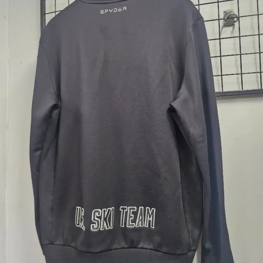 [BUNJANG] Spider US Ski Team Patch Fleece Training Sweatshirt / 105XL 스파이더 US 스키팀 패치 트레이닝 기모 맨투맨.