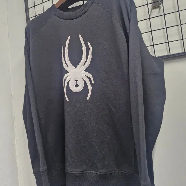 [BUNJANG] Spider Big Logo Fleece Sweatshirt / 105XL 스파이더 빅로고 기모 맨투맨.