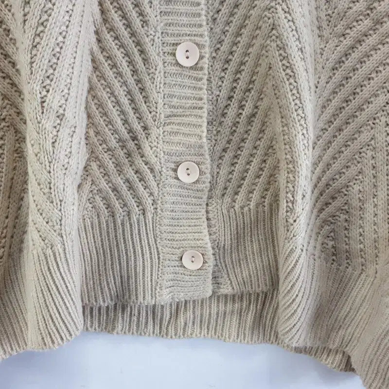 [BUNJANG] FREE Beige Cardigan / 여FREE 가디건 베이지 M6360