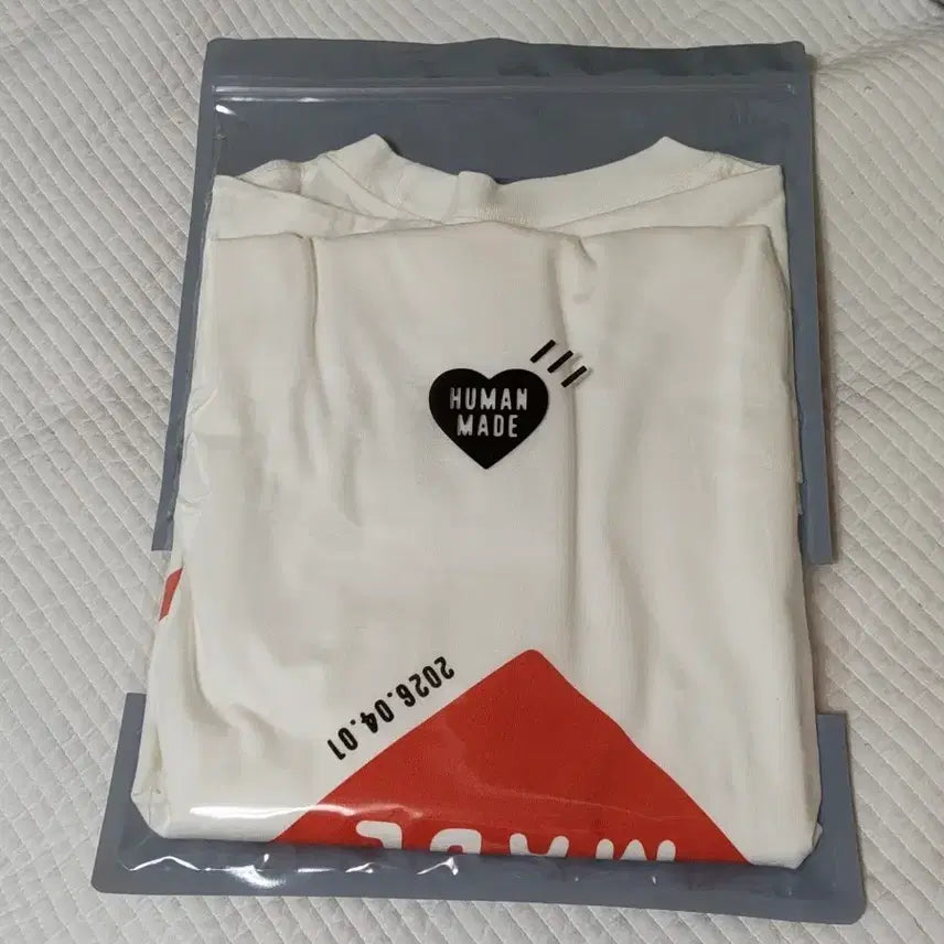 [BUNJANG] Human Made Short Sleeve T-Shirt White Red Heart / 새상품 휴먼 메이드 반팔 티셔츠 화이트 레드 하트