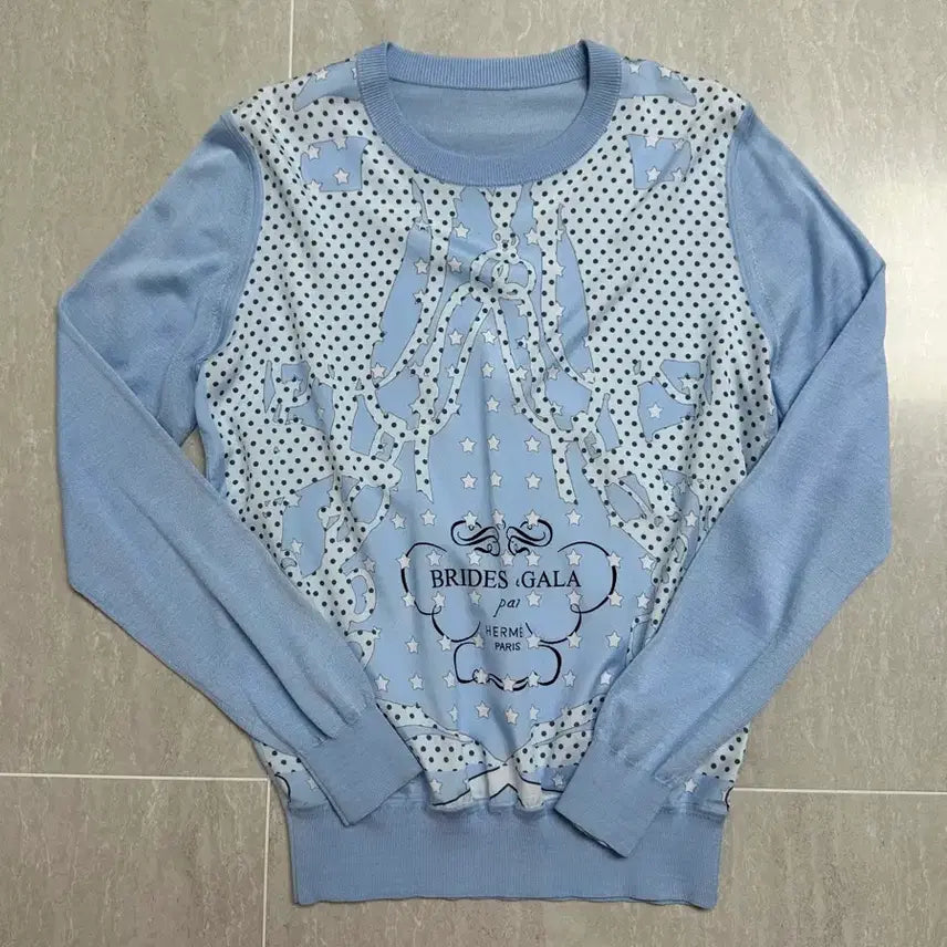 [BUNJANG] H Round Long Sleeve Knit Top Sky Blue (Size S) / (새상품) H 라운드 소라 긴팔 니트탑 (S사이즈)