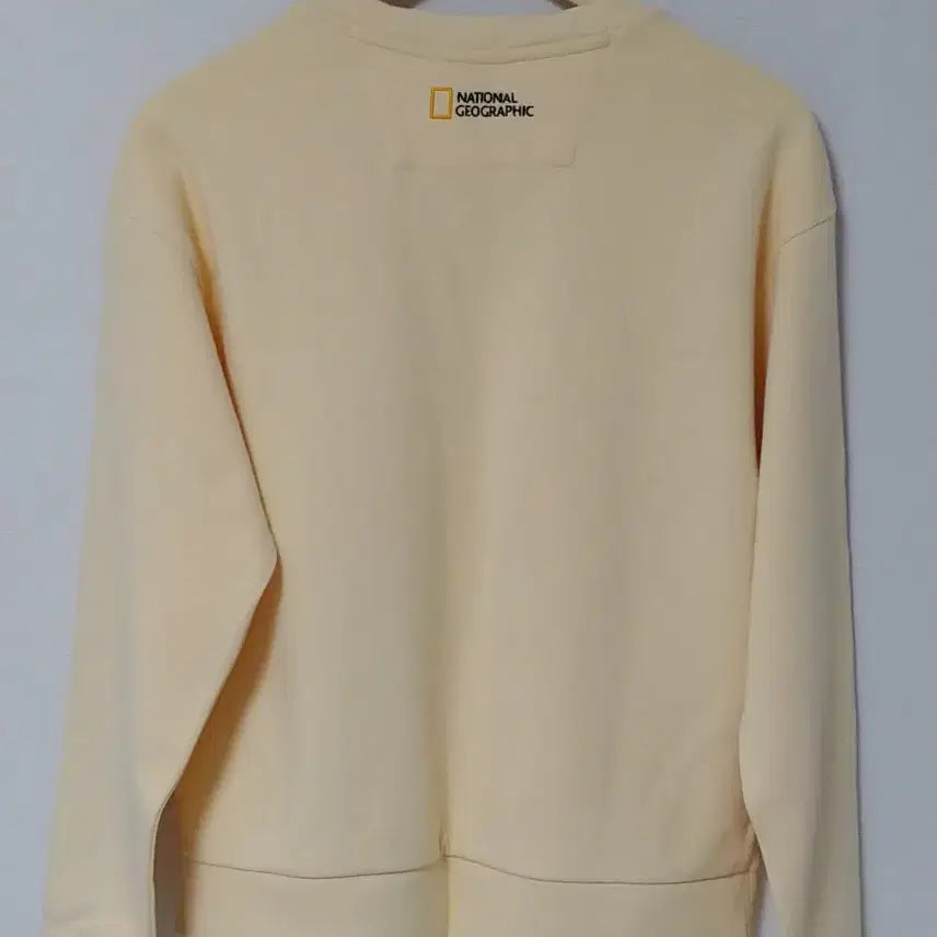 [SOLD OUT] 내셔널지오그래픽 맨투맨 (버터/XS/85)