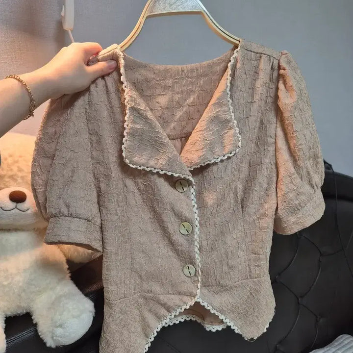 [BUNJANG] Beige Lace Puff Blouse / 베이지 레이스 퍼프 블라우스 (고급스러움)