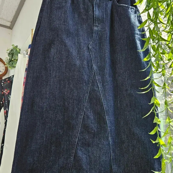 [BUNJANG] Uniqlo Denim Long Skirt (L) / 유니클로 진청데님 롱스커트(L)