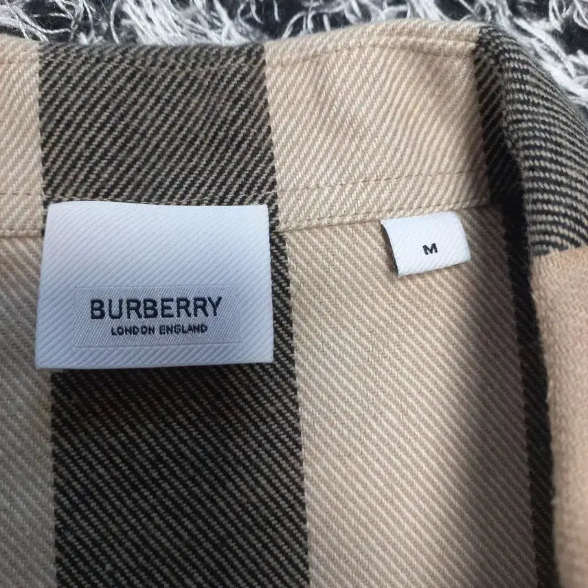 [BUNJANG] Burberry Wool Check Cotton Overshirt Jacket / 버버리 울 체크 코튼 오버셔츠 자켓 정품!남자M사이즈105~110!실착1