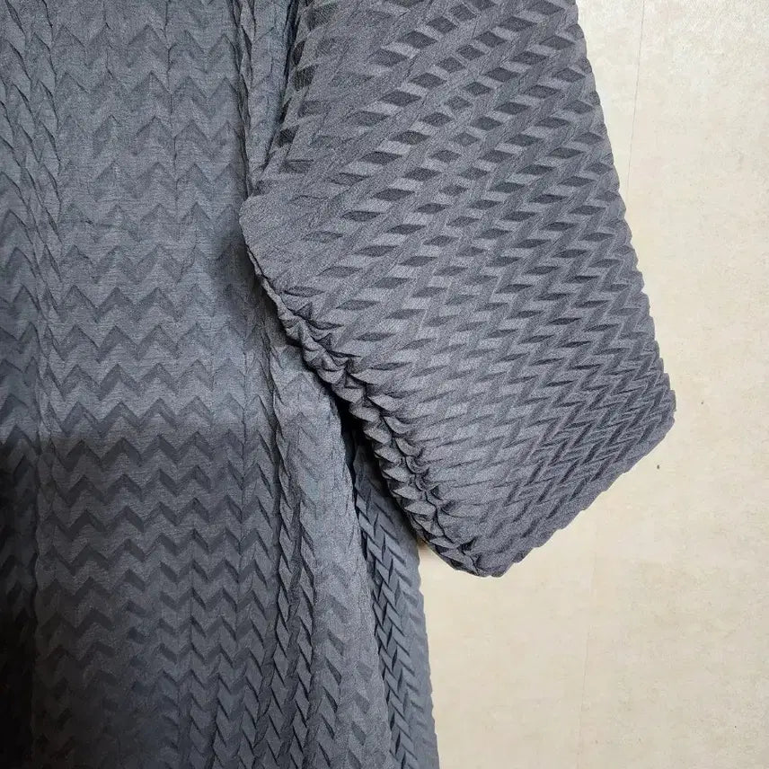 [SOLD OUT] 플리츠가디건