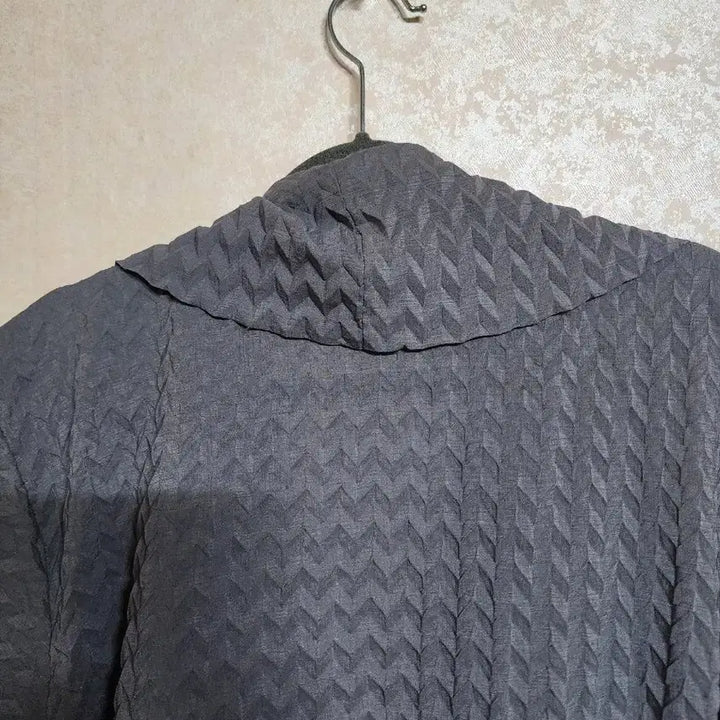 [SOLD OUT] 플리츠가디건