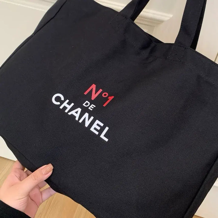 [SOLD OUT] 샤넬뷰티 NO.1 드샤넬 블랙 에코백