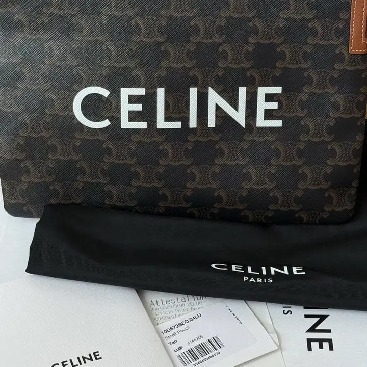 [BUNJANG] Celine Triomphe Clutch Tan / 셀린느 트리옹페 클러치 탄