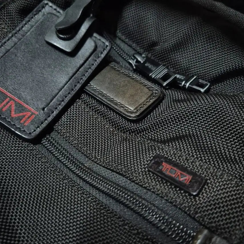 [BUNJANG] TUMI Alpha Ballistic Black Backpack / 투미 TUMI 알파 방탄블랙 백팩 캐리어장착 2way