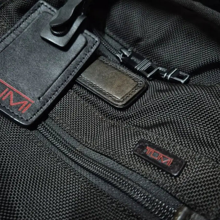 [BUNJANG] TUMI Alpha Ballistic Black Backpack / 투미 TUMI 알파 방탄블랙 백팩 캐리어장착 2way