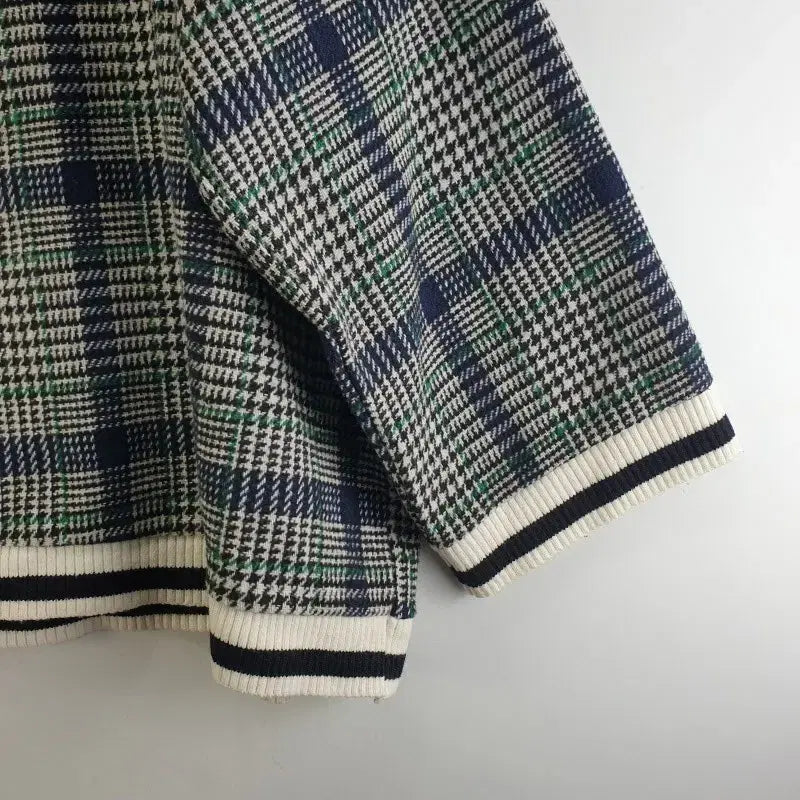 [BUNJANG] FREE V-Neck Checkered Knit Top / 여FREE 브이넥 체크 니트 M6373