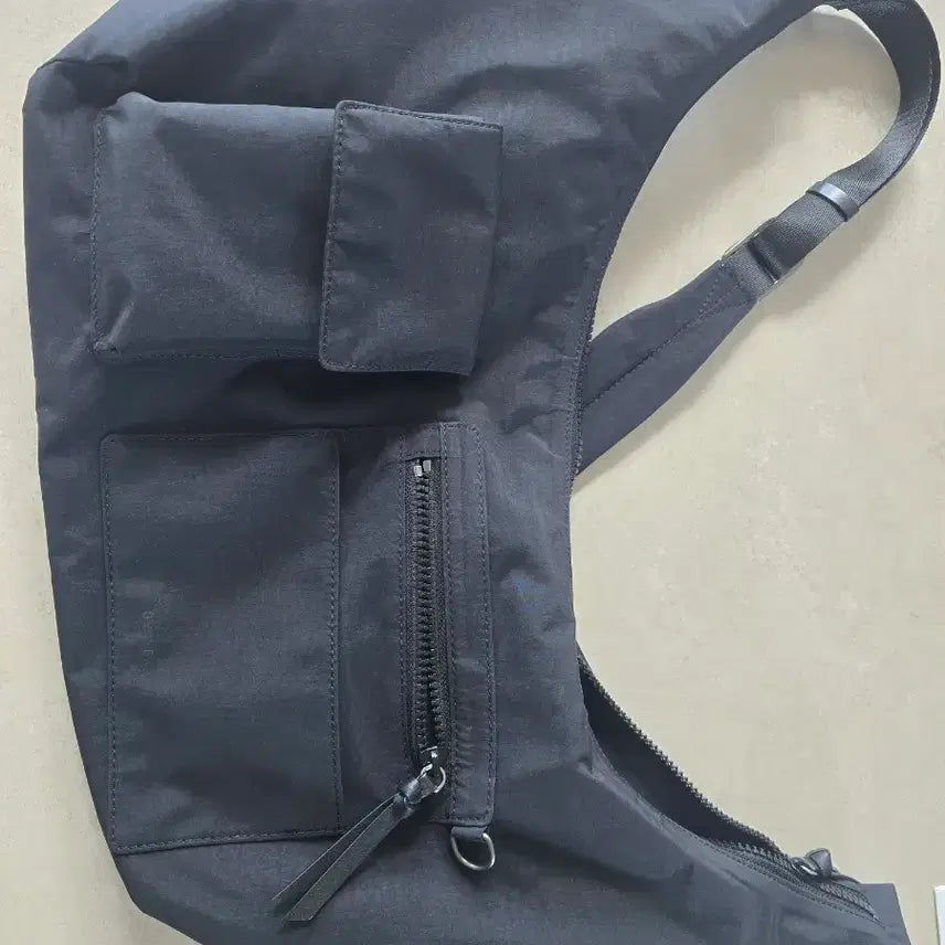 [BUNJANG] System Homme Nylon Shoulder Bag / 시스템옴므 블랙 나일론 숄더백