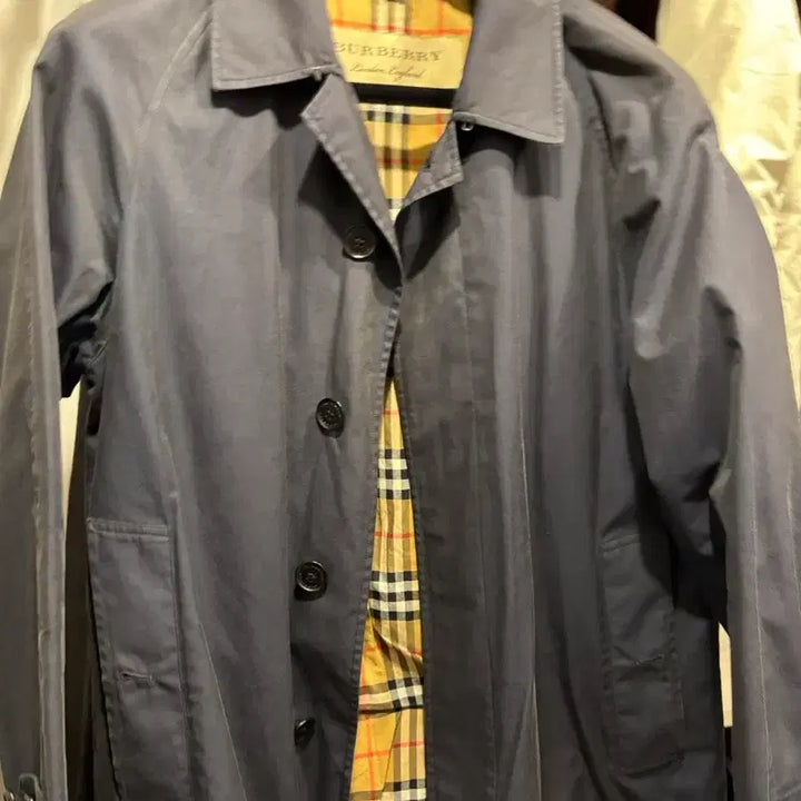 [BUNJANG] Burberry Camden Car Coat Navy / [48] 버버리 캠든 카코트 네이비