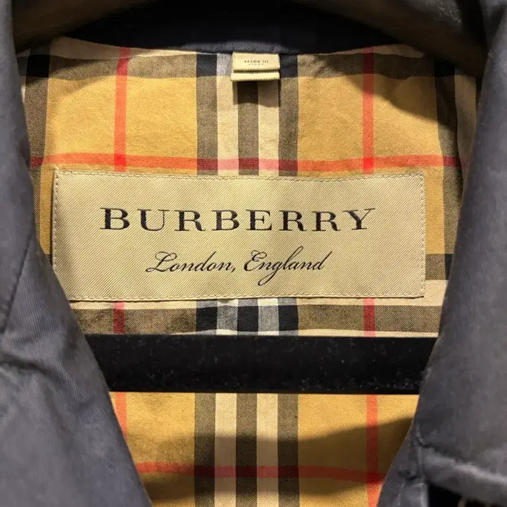 [BUNJANG] Burberry Camden Car Coat Navy / [48] 버버리 캠든 카코트 네이비