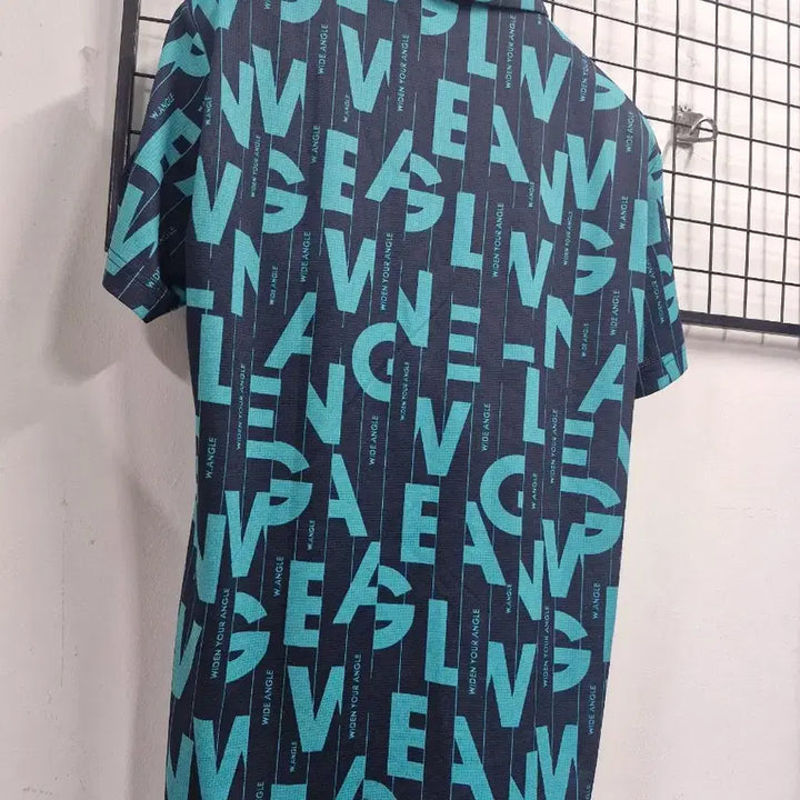 [BUNJANG] WAIDEANGLE CF Wording Magic Hole Collar Short Sleeve T-shirt / 105XL 와이드앵글 CF 워딩 매직홀 카라 반팔티.