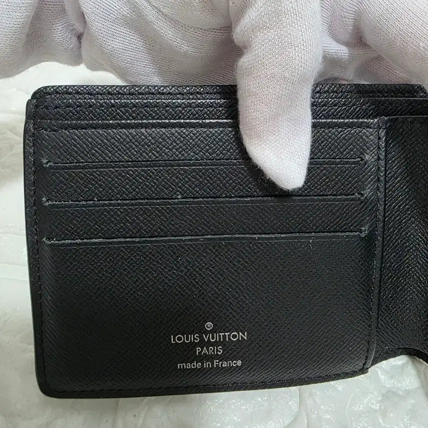 [SOLD OUT] [정품/무료배송]루이비통 모노그램 이클립스 반지갑