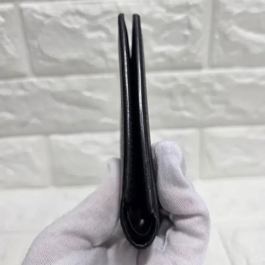 [SOLD OUT] [정품/무료배송]루이비통 모노그램 이클립스 반지갑