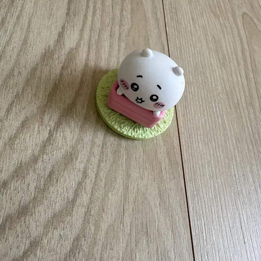 [BUNJANG] Chiikawa Hachi Gacha Figure / 치이카와 하치 카챠 판매