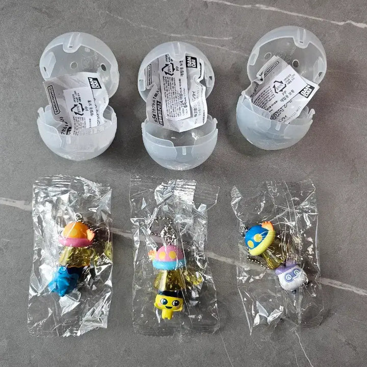 [BUNJANG] Tamagotchi UFO Swing Gacha Bundle Set / 다마고치 UFO 스윙 가챠 일괄