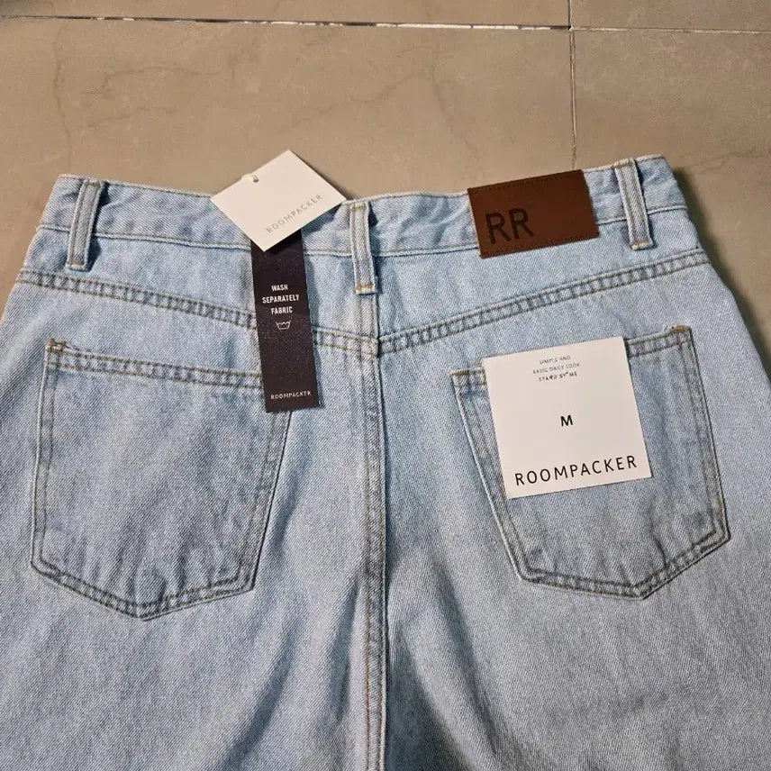 [SOLD OUT] 룸패커 와이드 데님 팬츠 연청 M