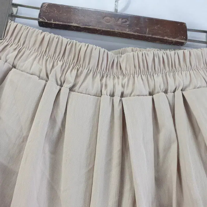 [BUNJANG] FREE Beige Long Skirt / 여FREE 롱스커트 베이지 M6392