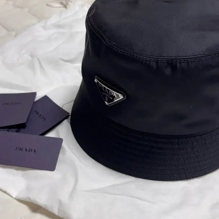 [BUNJANG] Prada Re-Nylon Bucket Hat - L Size / 프라다 정품 리나일론 버킷햇L