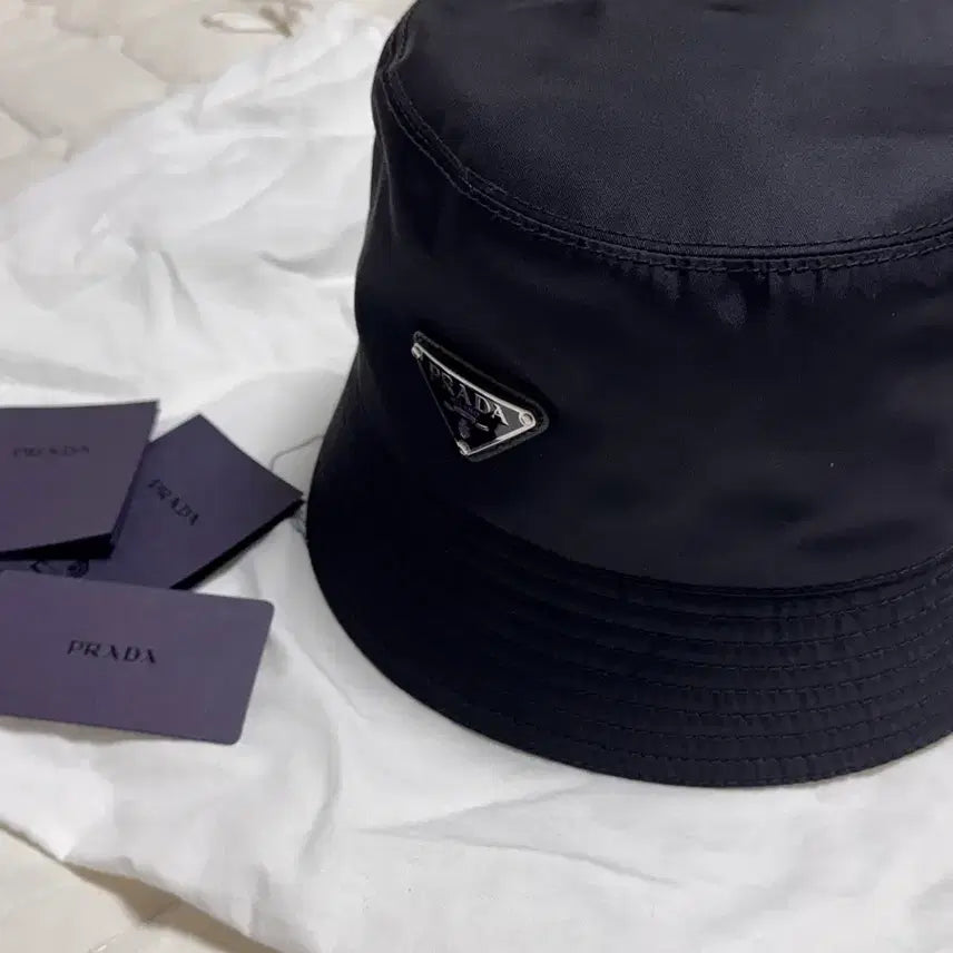 [BUNJANG] Prada Re-Nylon Bucket Hat - L Size / 프라다 정품 리나일론 버킷햇L