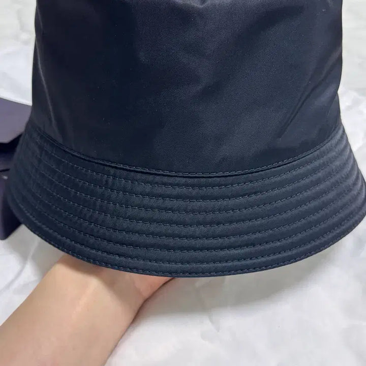 [BUNJANG] Prada Re-Nylon Bucket Hat - L Size / 프라다 정품 리나일론 버킷햇L