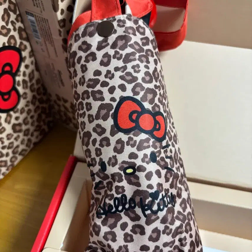 [BUNJANG] Sanrio Hello Kitty Leopard Print Umbrella / 산리오 키티 레오파드 양우산 (새상품)