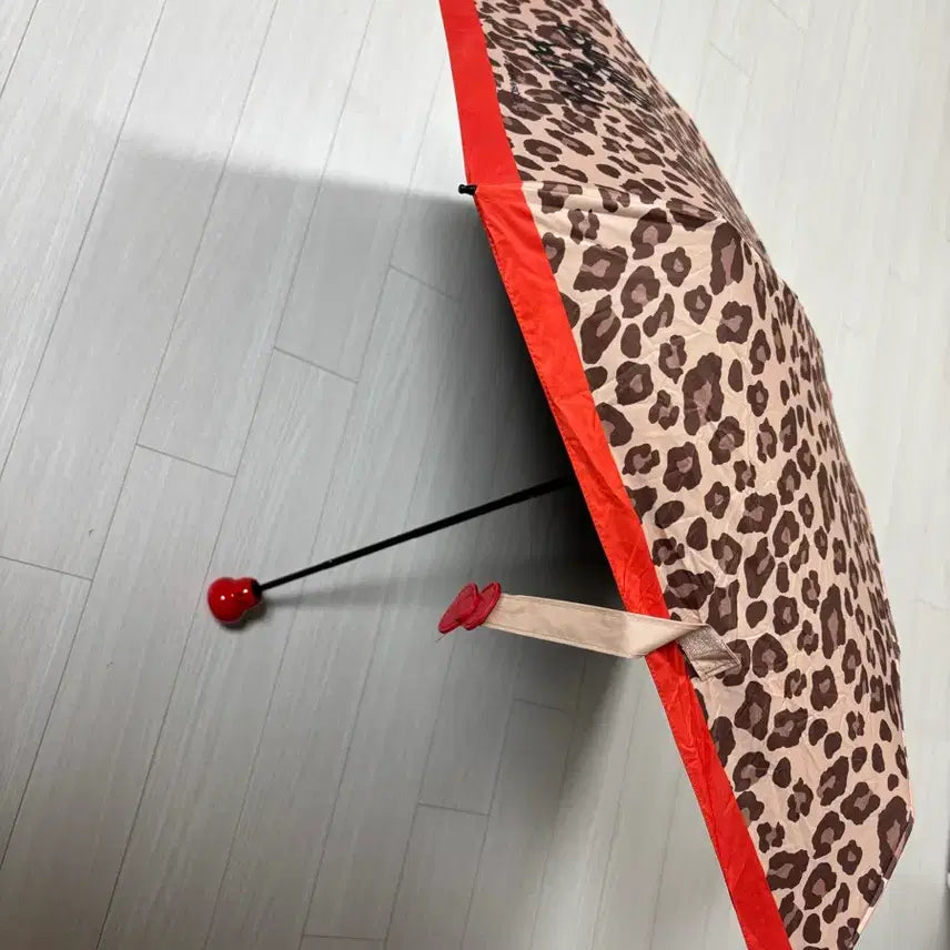 [BUNJANG] Sanrio Hello Kitty Leopard Print Umbrella / 산리오 키티 레오파드 양우산 (새상품)