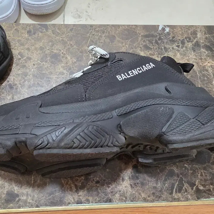 [BUNJANG] Balenciaga Triple S Sneakers / 21 백화점판 발렌시아가 트리플S 풀구성 판매