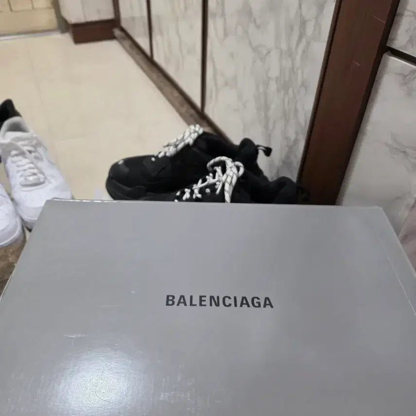 [BUNJANG] Balenciaga Triple S Sneakers / 21 백화점판 발렌시아가 트리플S 풀구성 판매