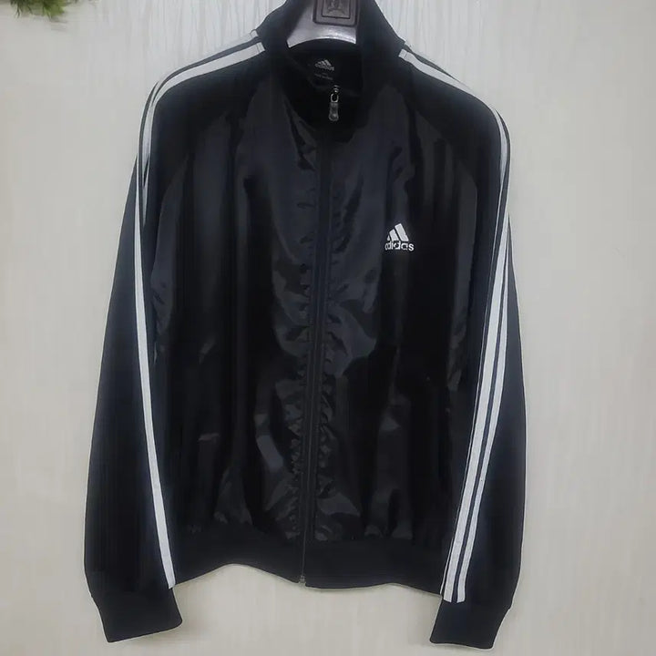 [SOLD OUT] 아디다스 삼선 트랙탑 블랙 하이브리드 져지 남자 바람막이 100