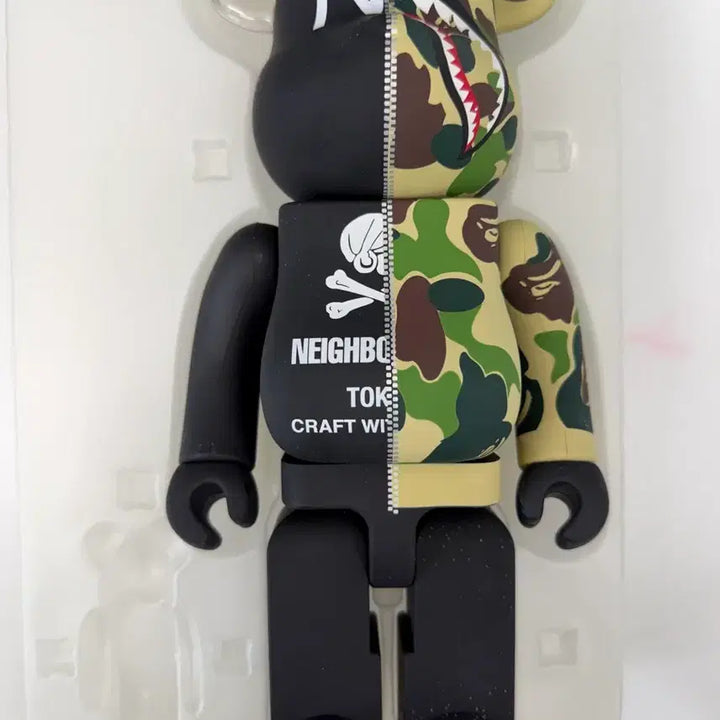 [BUNJANG] Bearbrick x Bape x Neighborhood 400% Figure / 베어브릭 x 베이프 x 네이버후드 400% 단품