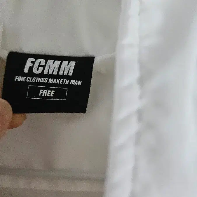 [BUNJANG] FCMM Crop Windbreaker Jacket / FCMM 크롭 바람막이 F