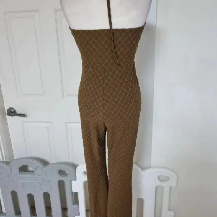 [BUNJANG] CIDER Halter Neck Jumpsuit / 새상품 CIDER 홀터넥 점프수트