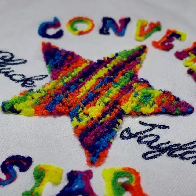 [BUNJANG] Converse Chuck Taylor Sagara Rainbow Embroidery Short Sleeve T-Shirt / [L] 컨버스 척테일러 올스타 사가라 무지개 자수 반팔 티셔츠