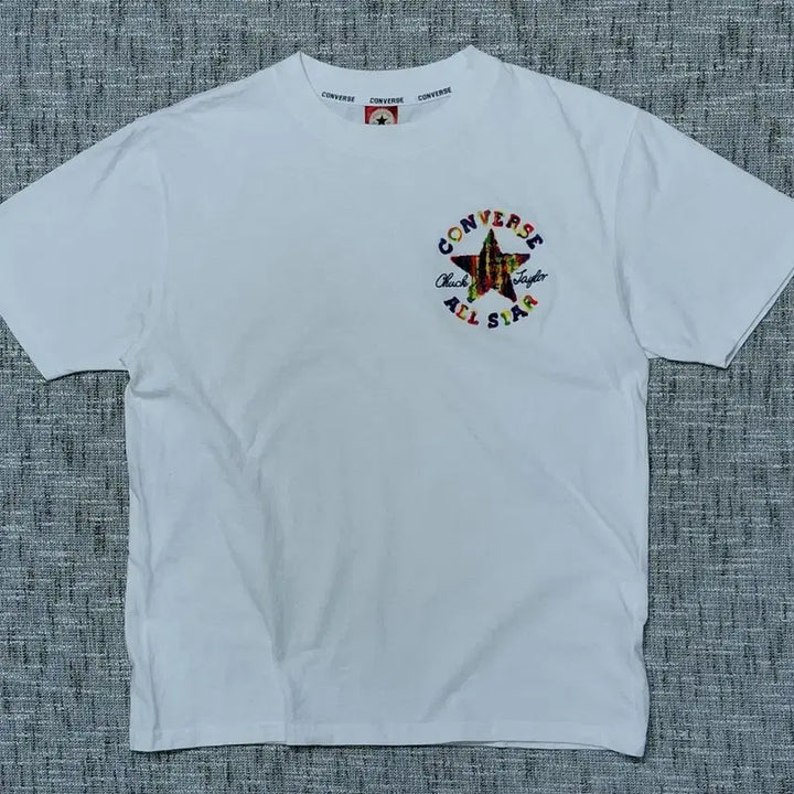 [BUNJANG] Converse Chuck Taylor Sagara Rainbow Embroidery Short Sleeve T-Shirt / [L] 컨버스 척테일러 올스타 사가라 무지개 자수 반팔 티셔츠