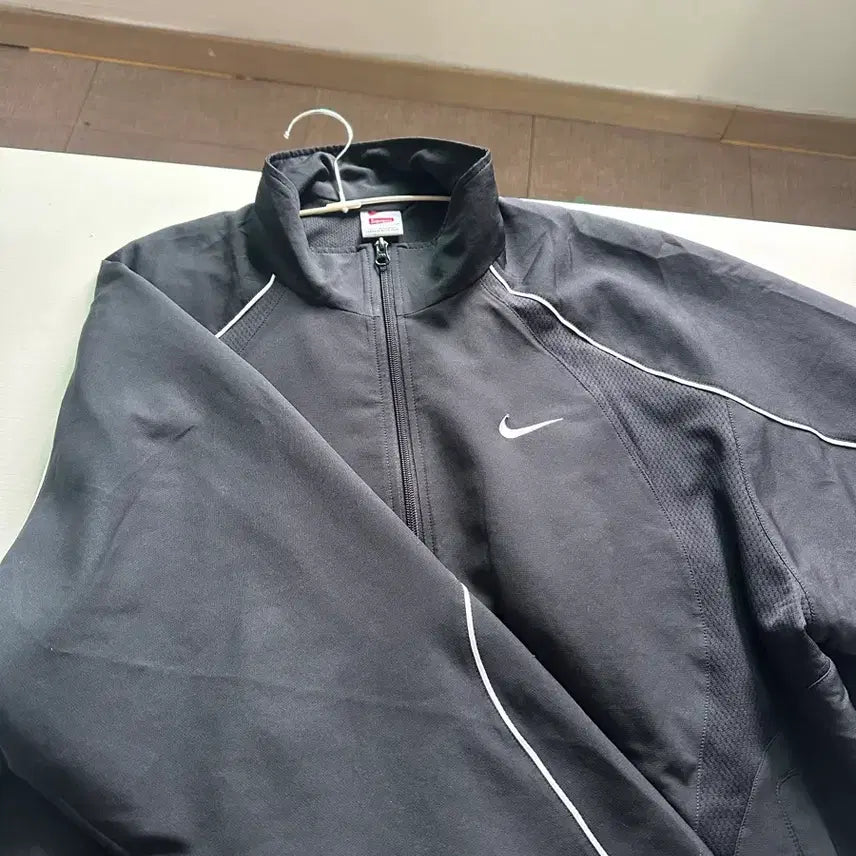 [BUNJANG] Supreme x Nike Track Jacket Black / 슈프림 x 나이키 트랙 자켓 블랙