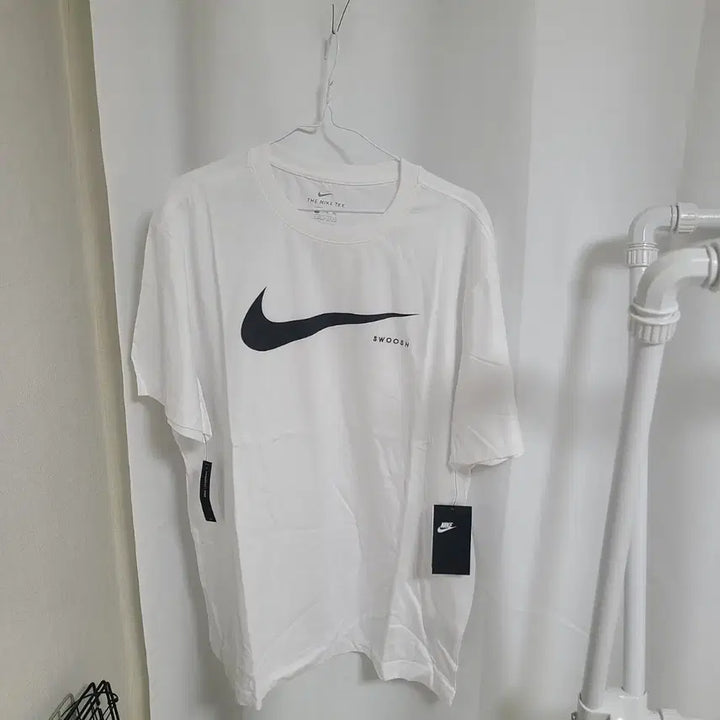 [BUNJANG] Nike Swoosh White T-Shirt (XL) / 나이키  반팔 티셔츠 화이트XL택그대로새상품남여