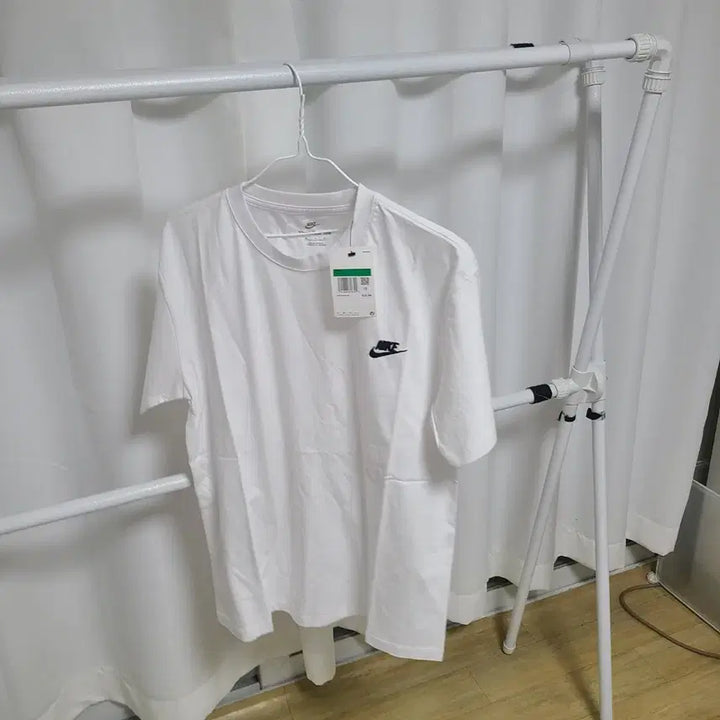 [BUNJANG] Nike Swoosh White T-Shirt (XL) / 나이키  반팔 티셔츠 화이트XL택그대로새상품남여