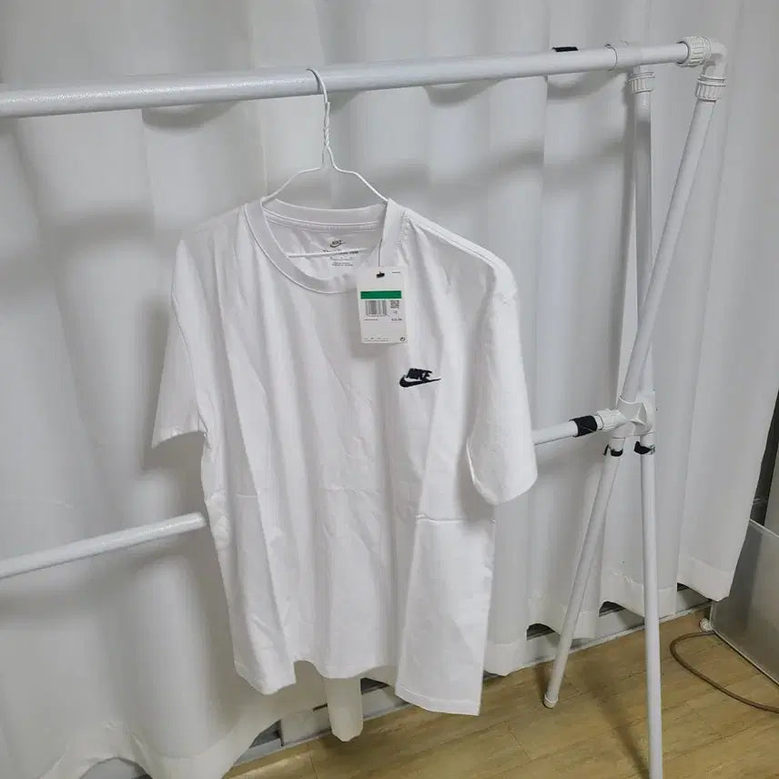 [BUNJANG] Nike Swoosh White T-Shirt (XL) / 나이키  반팔 티셔츠 화이트XL택그대로새상품남여