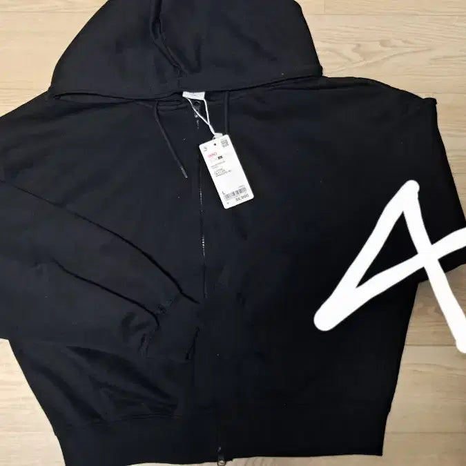 [SOLD OUT] 스파오 크롭 후드 집업 팝니다