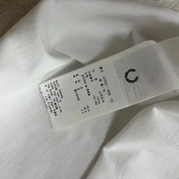[BUNJANG] Raf Simons x Fred Perry Laurel Wreath Pin T-shirt (White) / [M]라프시몬스x프레드페리 라프 로렐리스 핀 반팔티셔츠 (화이트)