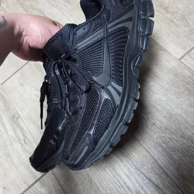 [BUNJANG] Nike Zoom Vomero 5 SP Black / 290) 나이키 줌 보메로 5 SP 블랙