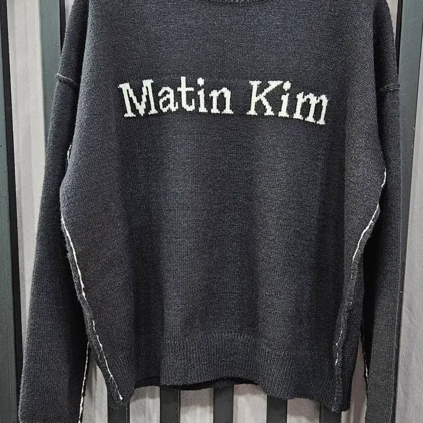 [BUNJANG] Matin Kim Logo Knit Pullover / 마뗑킴(Matin Kim)컬러 라인 포인트 로고 니트 풀오버 S