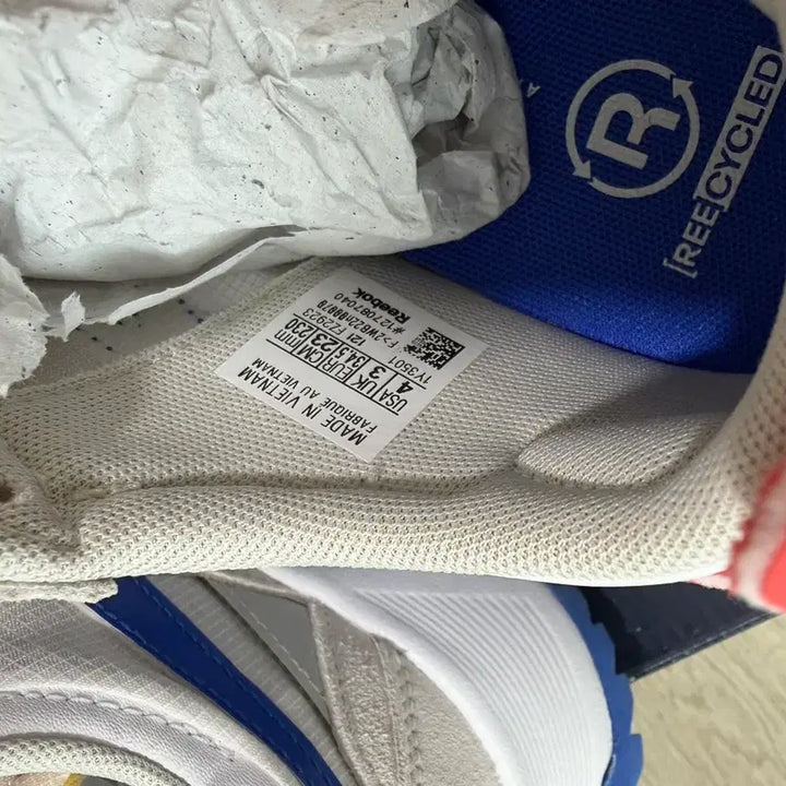 [BUNJANG] Reebok Classic Legacy Sneakers (230mm) / 리복 운동화 클래식 레거시 230사이즈