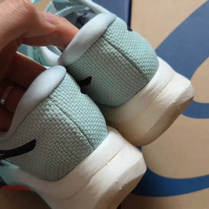 [BUNJANG] Asics Metaspeed Edge Paris Running Shoes / *아식스 메타스피드 엣지 파리 250mm(245추천)민트