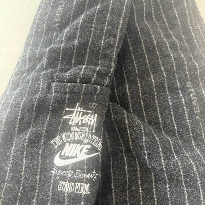 [BUNJANG] Nike Stussy NRG Stripe Wool Pants / 나이키 스투시 NRG 스트라이프 울 팬츠 판매합니다